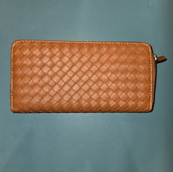 OFSM Woven Tan Zip Wallet - Picture 6 of 7